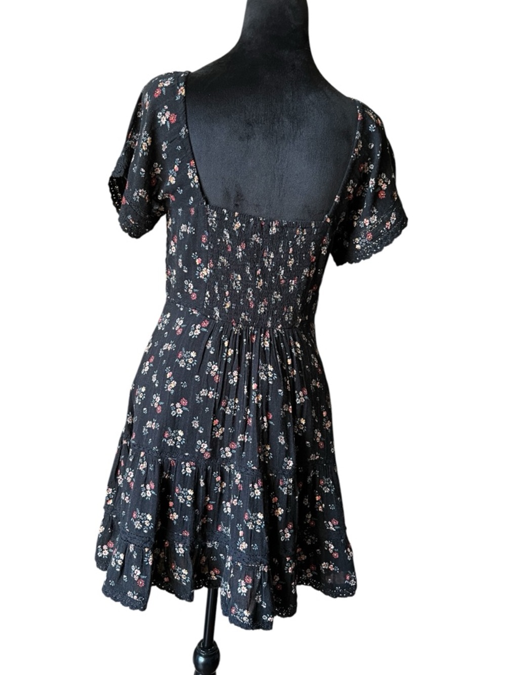 American Eagle Floral Babydoll Mini Dress Black Puff Sleeve Lace Trim Size S NWT - Picture 3 of 8